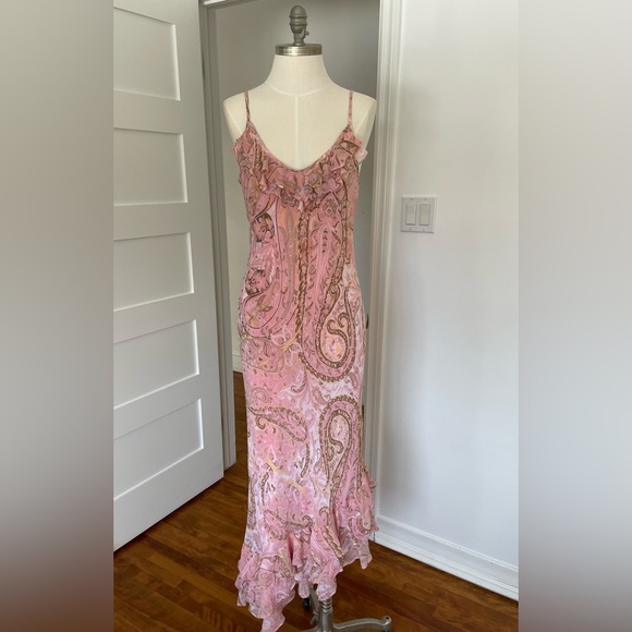 Jessica Dresses & Skirts - Y2K floral dress